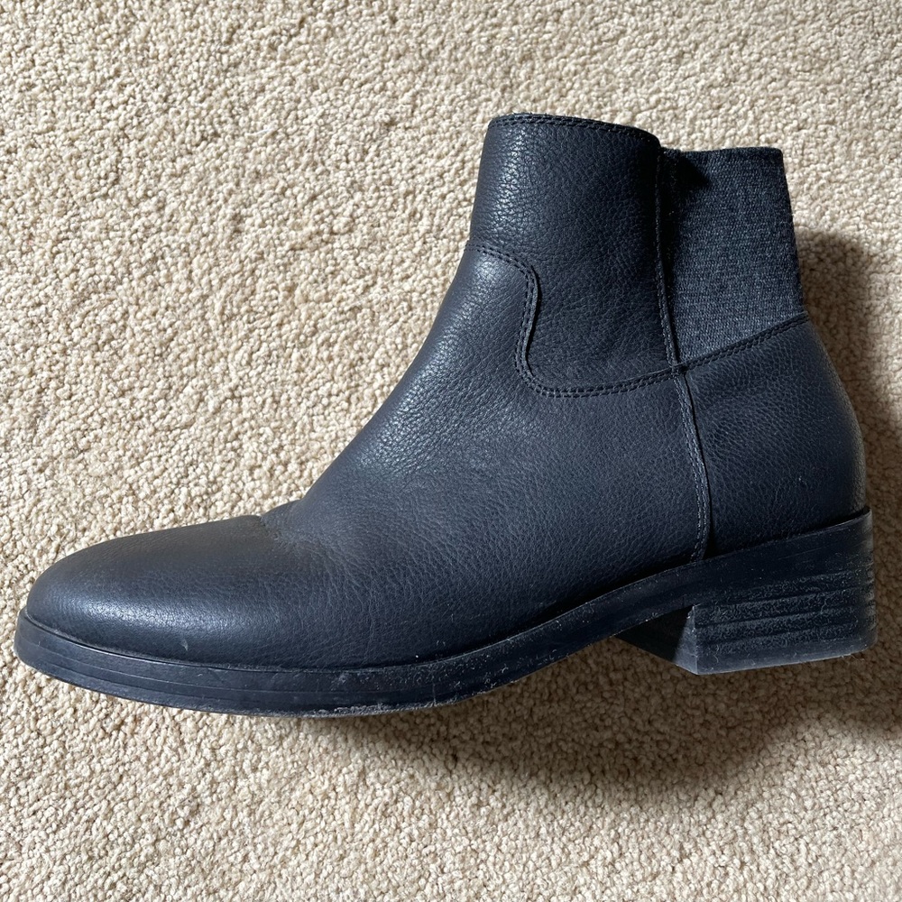 Eileen Fisher leather booties size 7,5 US
